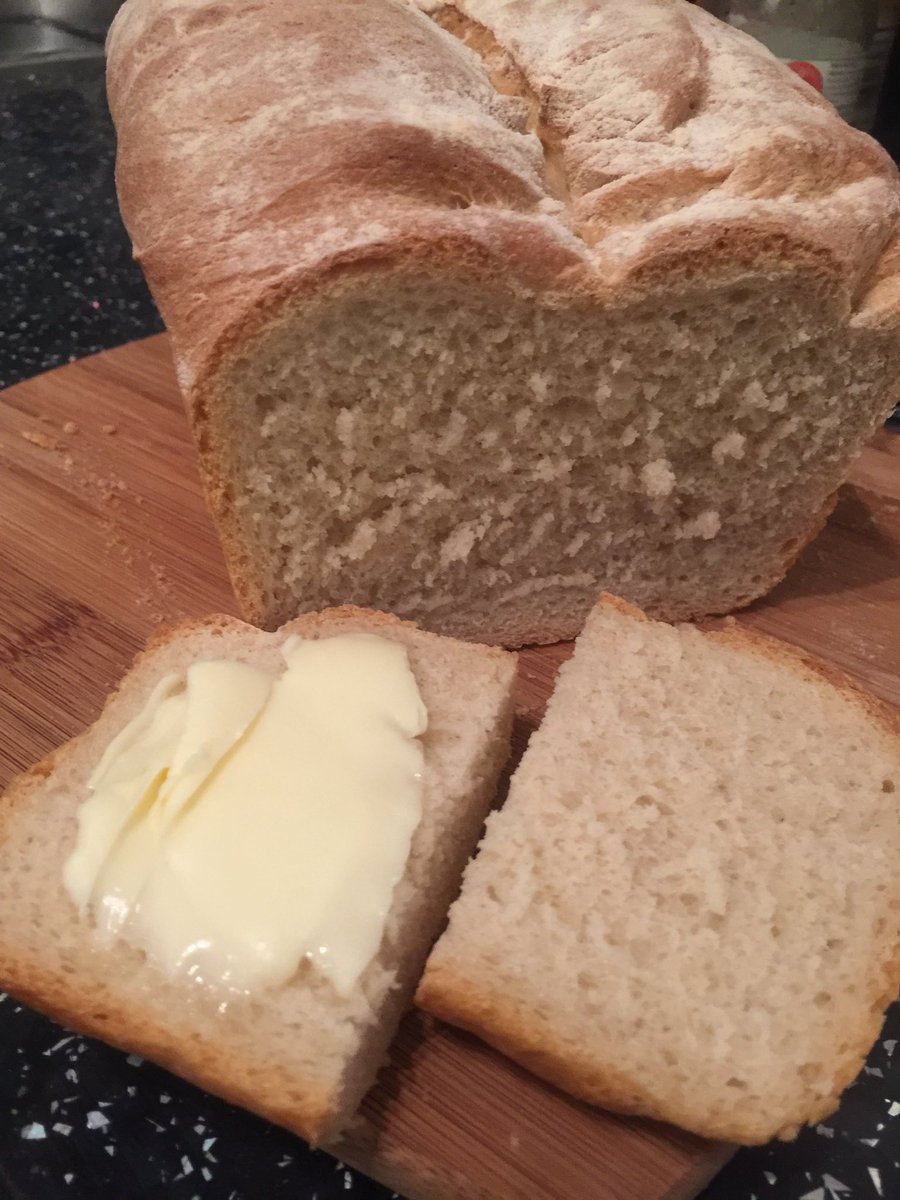 BmthTony's tweet photo. @itsabakingthing @thecakeshows a good old simple white loaf with lashings of butter https://t.co/vLObZCyA8D
