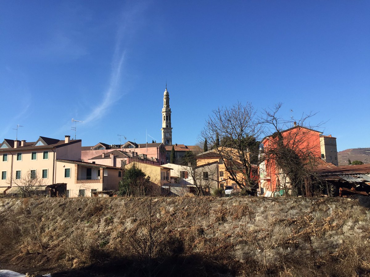 Monteforte d'Alpone, not as well known as #Soave, but an important pilaster of the #soaveclassico. #fridayfact #wineknowldege