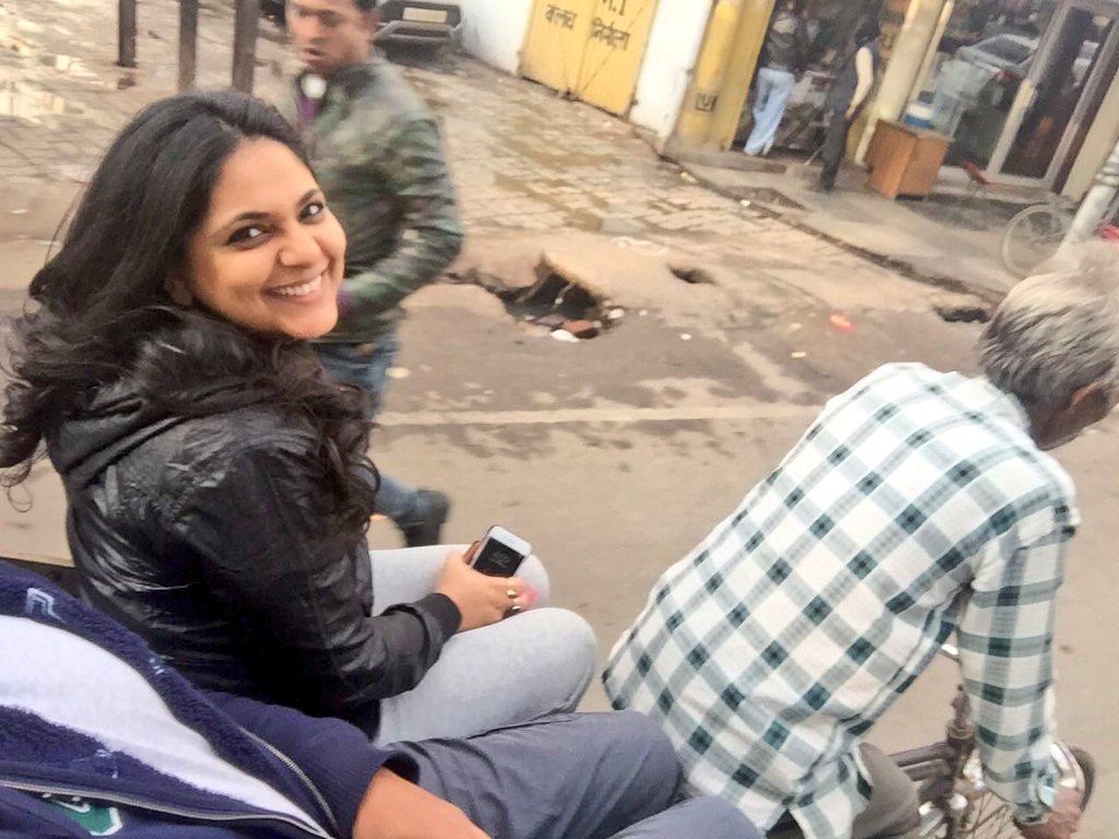 richaanirudh's tweet photo. रिक्शे की सैर बहुत साल बाद... #LucknowLife https://t.co/hiH4jmYWZe