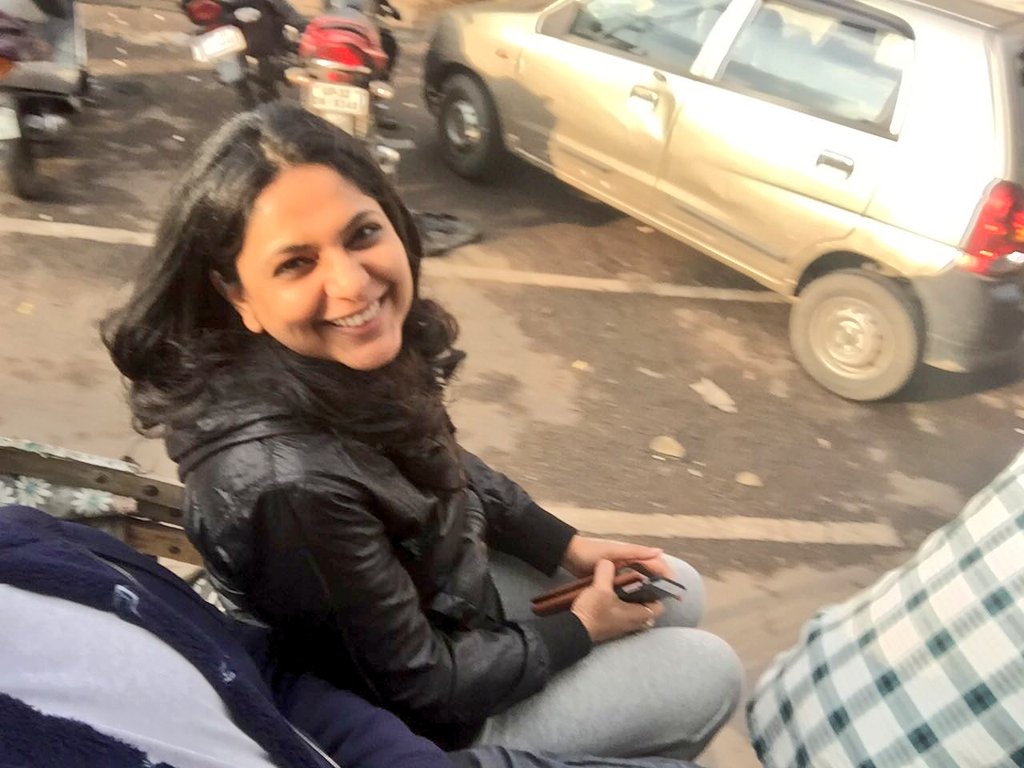 richaanirudh's tweet photo. रिक्शे की सैर बहुत साल बाद... #LucknowLife https://t.co/hiH4jmYWZe