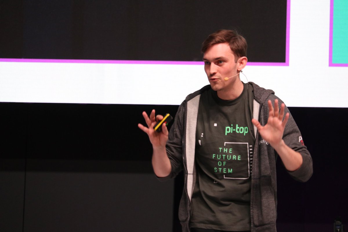 GetPiTop's tweet photo. Jesse telling us about the future of STEM #Bett2016 #pitopforSTEM @Bett_show https://t.co/2uWIzTeloJ