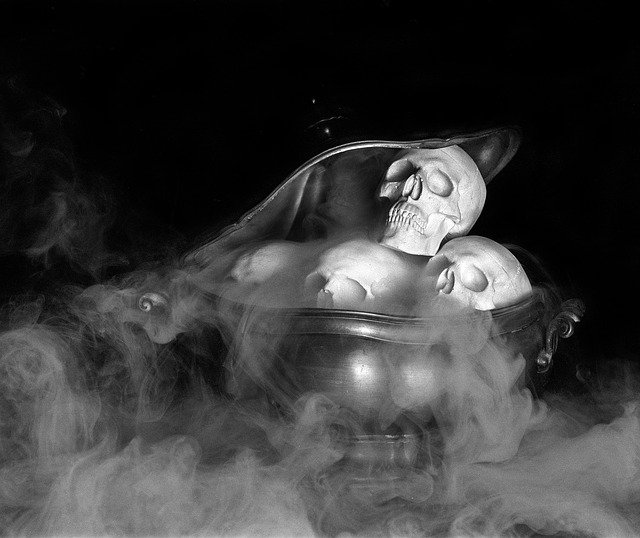 SkullLabs's tweet photo. Our new website is live, full product listings and offers.  Check it out today, click this link! #vaping #vapesquad https://t.co/4Uto5vUgMO https://t.co/mTBIxSZrcb