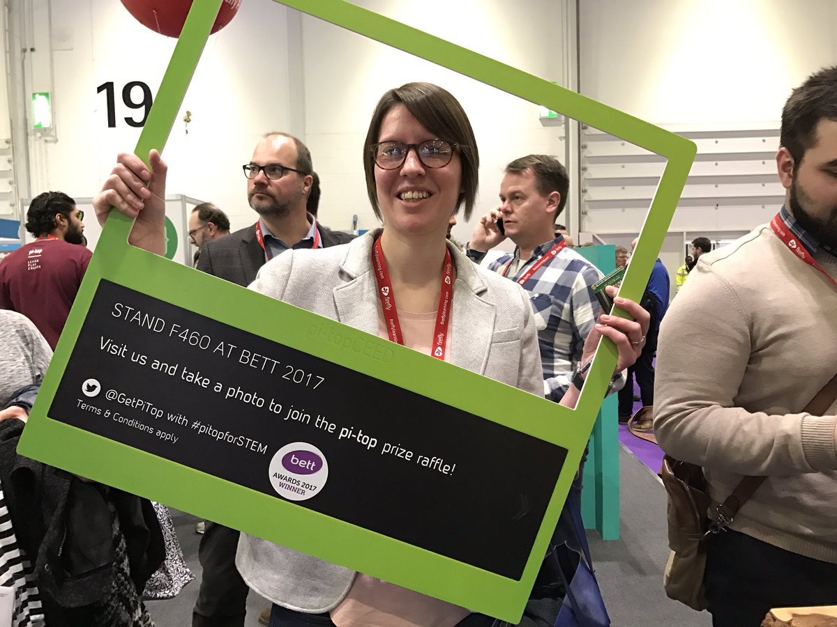 shervington20's tweet photo. @GetPiTop #pitopforSTEM Engaging talk by the co-founder Jesse on STEM education! https://t.co/V88BhnnR4T