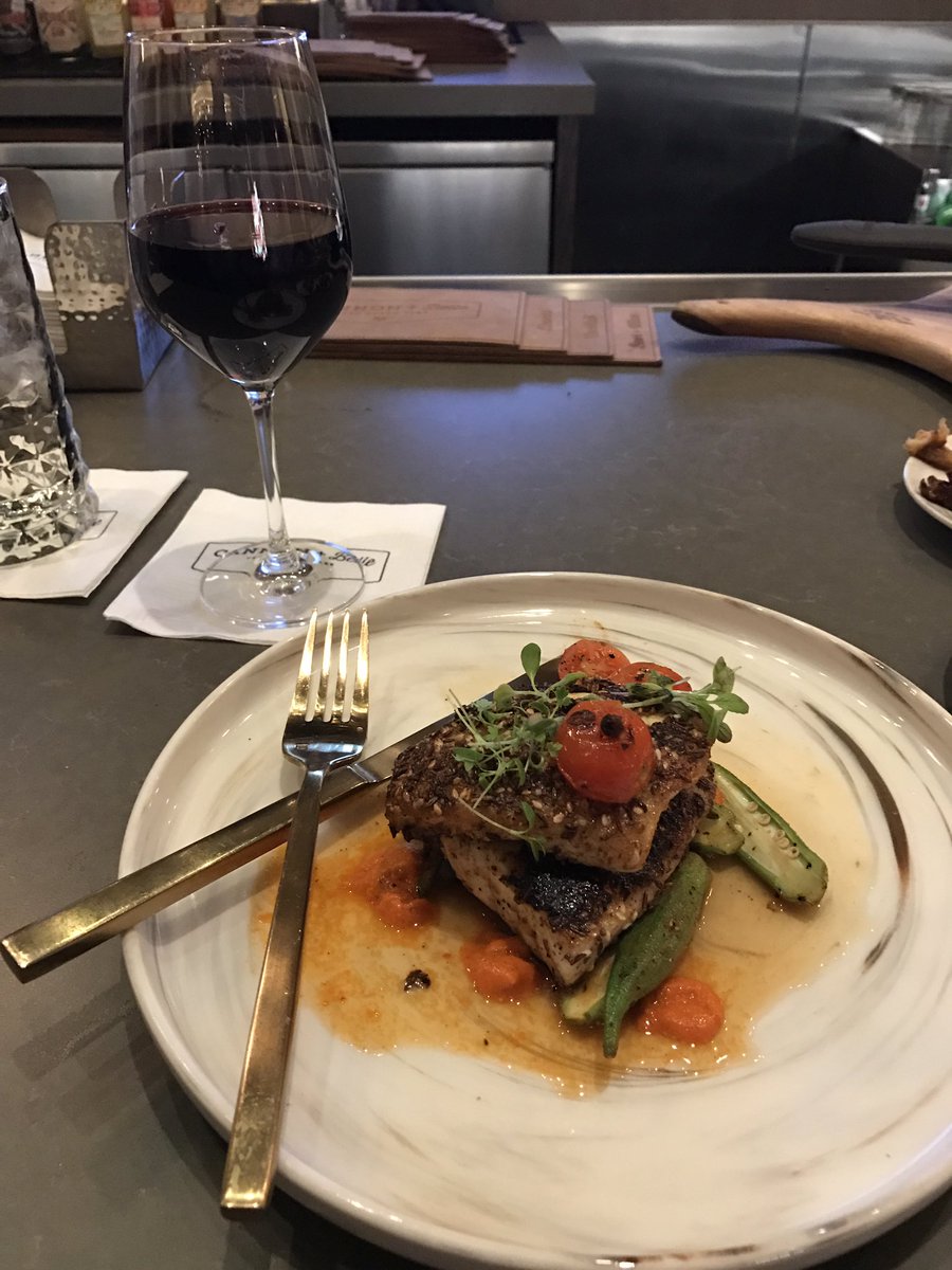 travelconfidant's tweet photo. @HiltonAustin sometimes the best place to eat is at the actual hotel you are staying at. #cannonandbelle #freshfare https://t.co/tr1NpkuDiM