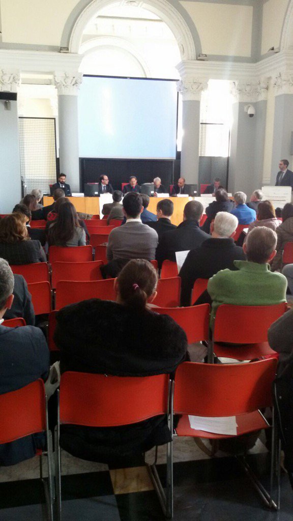siperilsud1's tweet photo. Ora a Napoli parlando di SOA!! https://t.co/0l28MN7lg3
