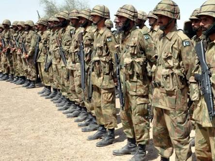 Shuwarmaa's tweet photo. Lets salute our brave forces who are making it happen ✌ #PakistanDefeatsTerrorism https://t.co/nyu5Si6iQt