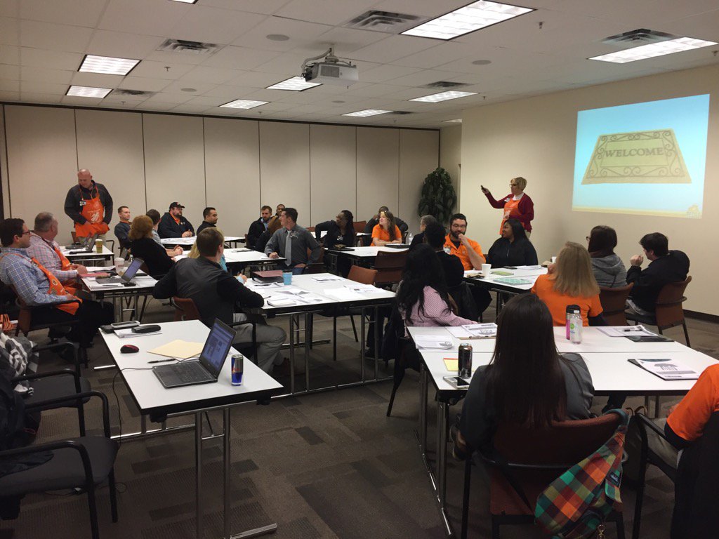 giddens_mark's tweet photo. Ginger kicking off the ATL combined MEA Advanced Development at the IC! @METGaryF @elisiatumHD https://t.co/cmNs4n1YZo