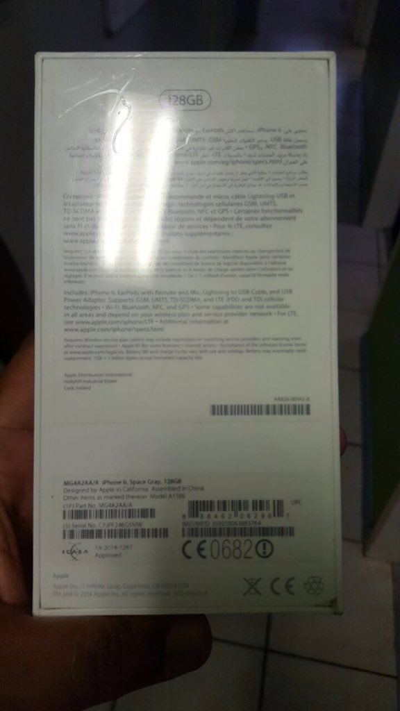 RonPipes's tweet photo. Friend selling iPhone 6 sealed in box. R11500. Dm if interested. https://t.co/zbjcU20lDa