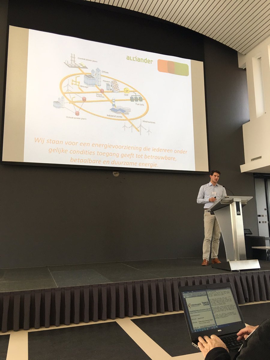 EstherHardi's tweet photo. 3 min over flexibiliteit @paul_voskuilen @topsectorchemie https://t.co/AXVpDmcrxJ
