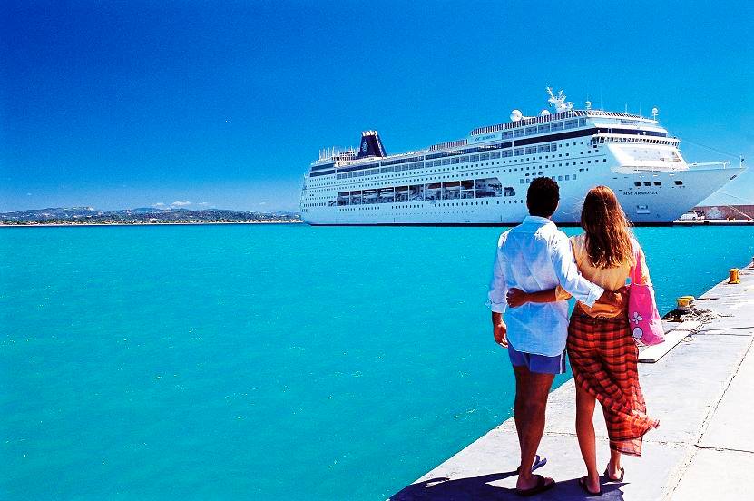 ChartersButinah's tweet photo. Perfect #Holiday #Cruise to have some #quality time with your close ones. https://t.co/m1sVfTpsUk