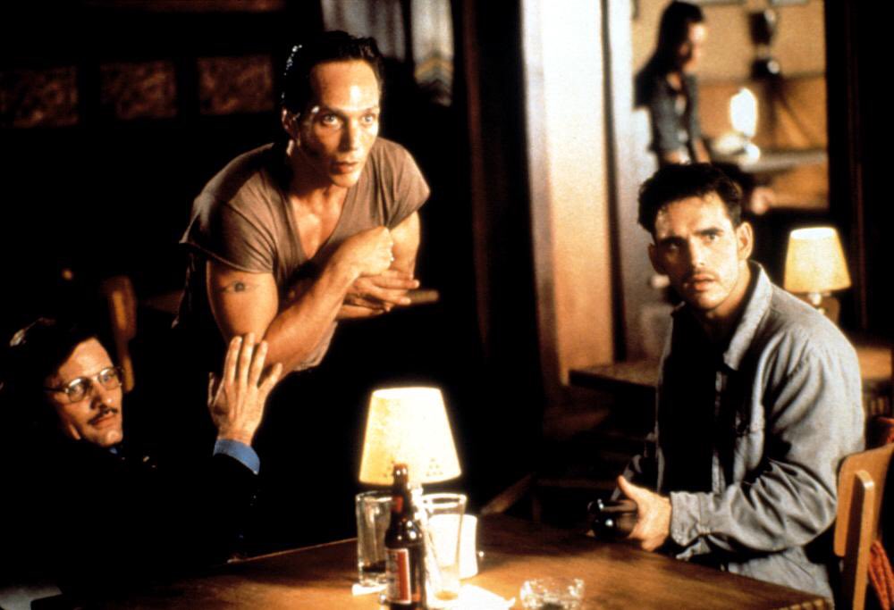 365pellicole's tweet photo. Film del giorno 89: "Albino Alligator - Insoliti criminali" (1996🇺🇸), diretto da Kevin Spacey #365pellicole https://t.co/2RhXguuMpS
