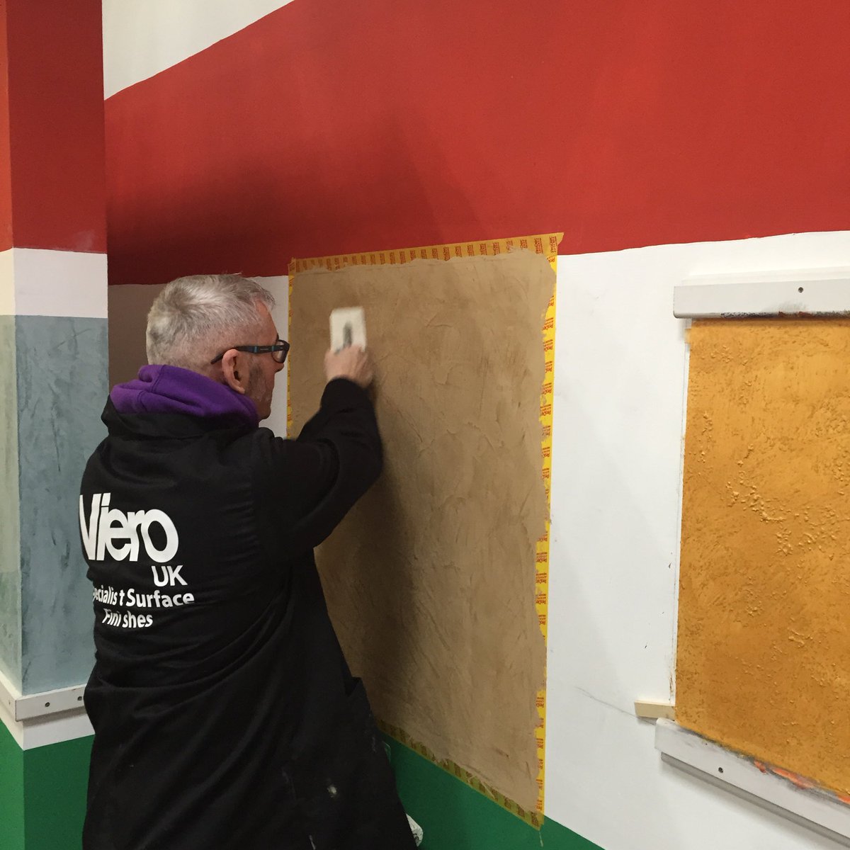 VieroUK's tweet image. We&apos;re at @kirkleescollege today giving taster tutorials of our specialist surface finishes