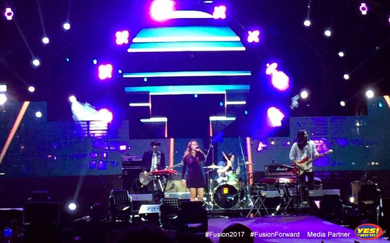 YesFMManila's tweet photo. ATM: Jamming time kasama ang bandang @gracenote6. #FusionForward #Fusion2017 https://t.co/g8yLOG2O9w