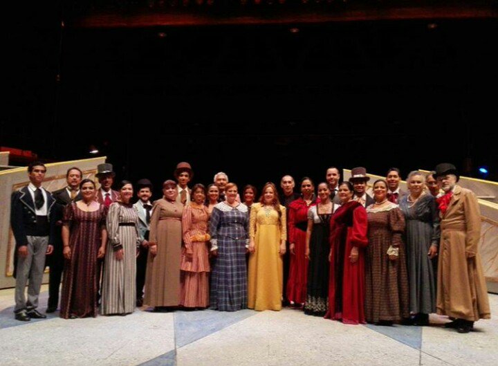 minculturave's tweet photo. #Recuento2016 El Coro de Ópera Teresa Carreño celebró 37 años de fundado https://t.co/0jMs4FYesZ https://t.co/1dXH0KqaCl
