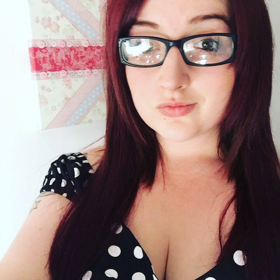 Synsinsyn's tweet photo. Happy birthday to my girl @_Crystalm00n_ today! :D ❤️❤️❤️ https://t.co/C01LY3ZyhT