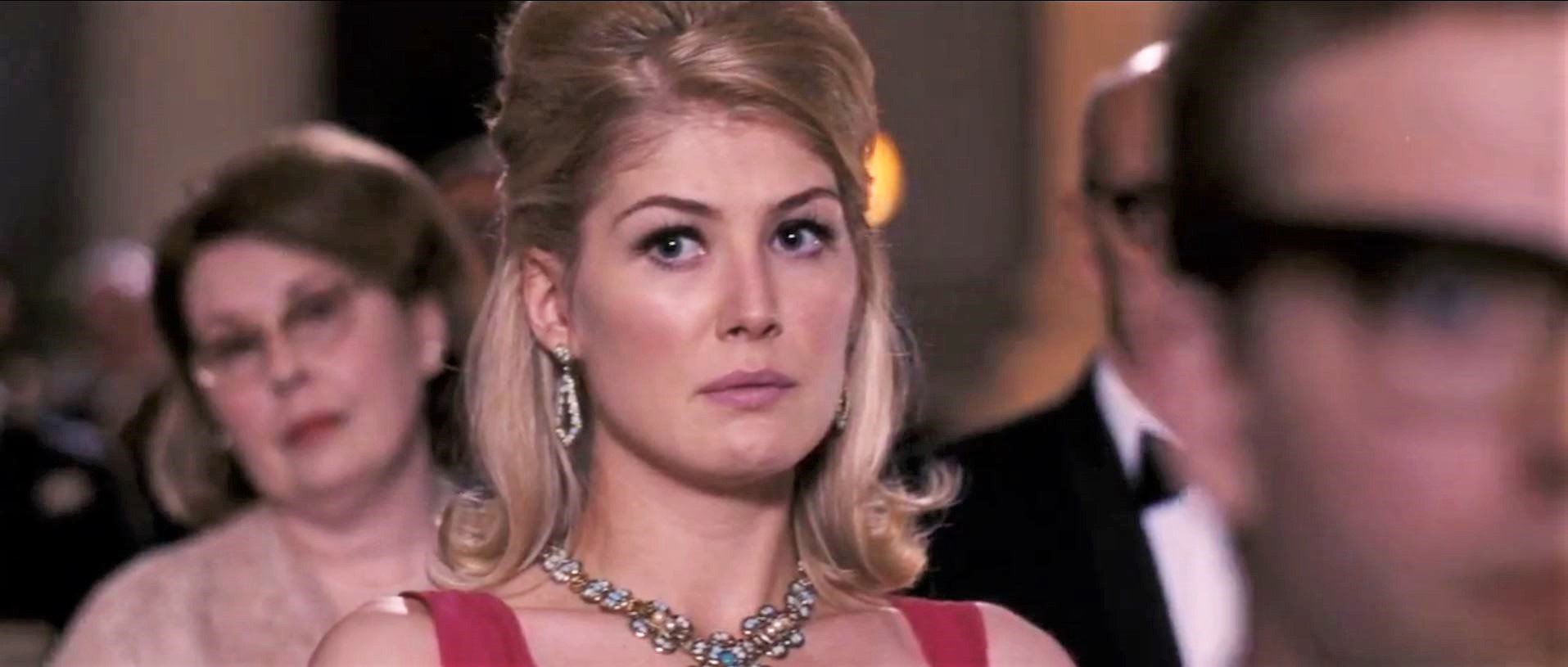 Happy Birthday to British actress Rosamund Pike! First saw her in \"An Education\" (2009) 