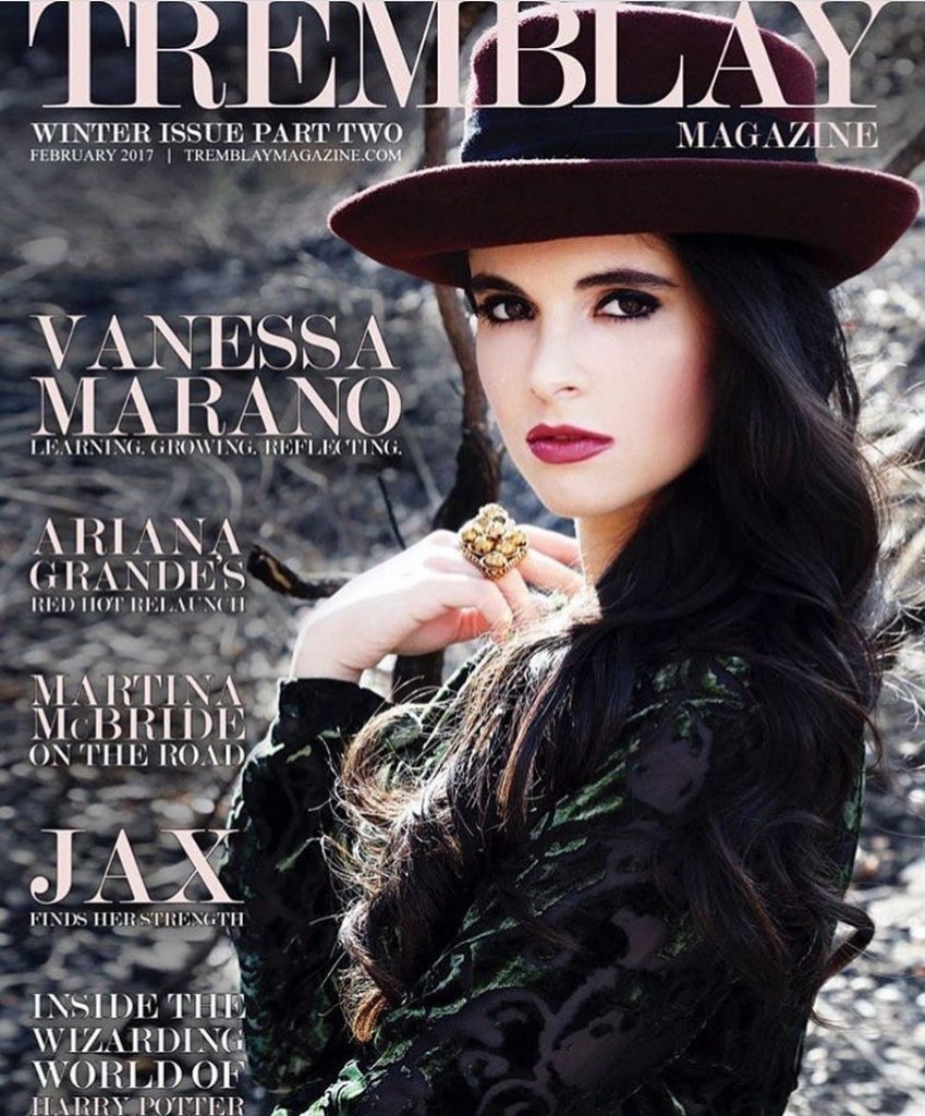 baeksb0w's tweet photo. QUEEN 👑❤#vanessamarano #switchedatbirth #maranatics #savingzoemovie #lauramarano #aprilnardini #gilmoregirlsrevival https://t.co/XBotM2Sqb4