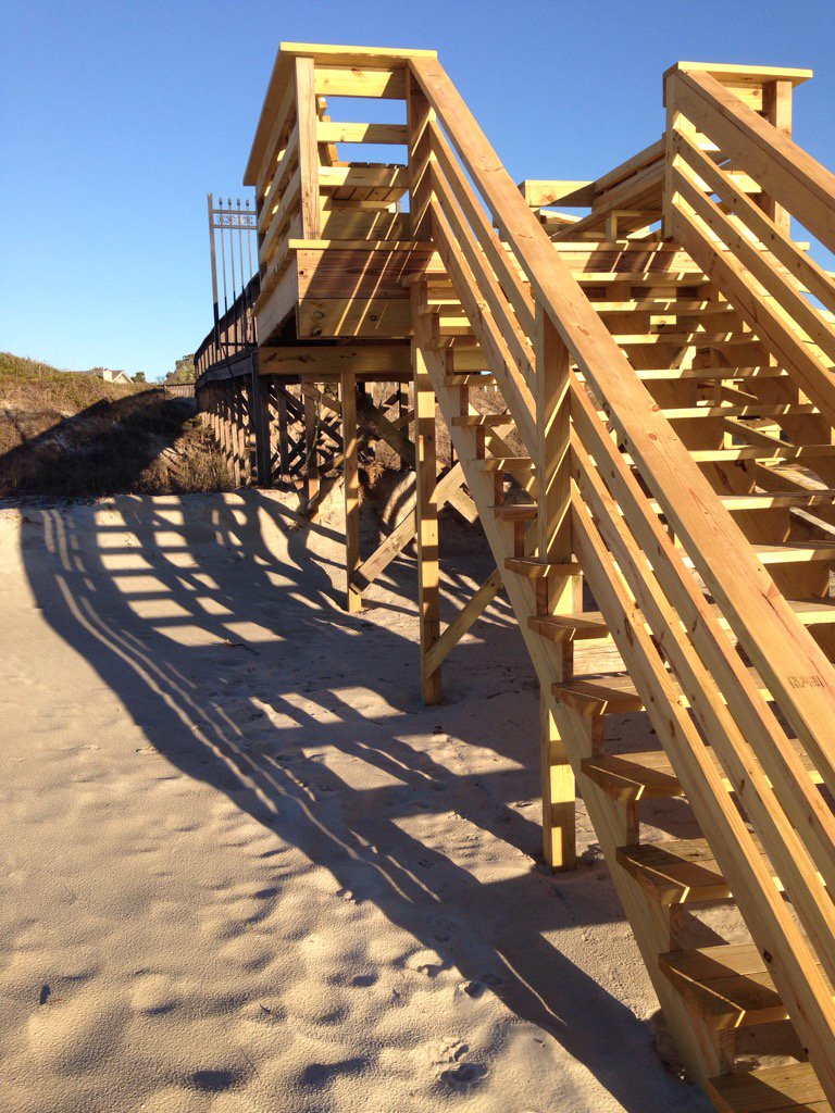 onlyhereonlynow's tweet image. Linear.