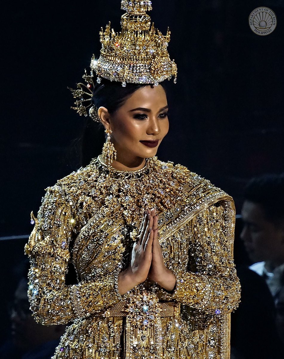 tarn_missblur's tweet photo. ภาพน้ำตาลจากเพจการท่องเที่ยวฟิลิปปินส์ สวยมากกกก #MissUniverse #Thailand https://t.co/3uMrMbmGDr