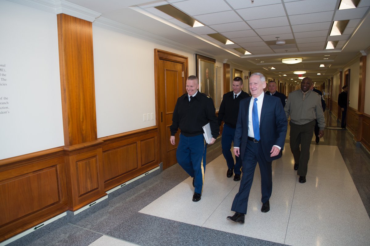 DVIDS_Jon's tweet photo. #SecDef James Mattis speaks with Senior Enlisted Leaders of the Armed Forces during a working breakfast at the #Pentagon this morning. https://t.co/L6RzeTnEz4