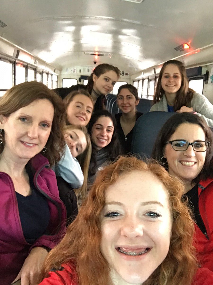 GHS_unified's tweet photo. 🎉Everyone is super excited for the Unified Sports Summit today @ Saratoga HS!!🎉 https://t.co/gtrdnLc2kJ