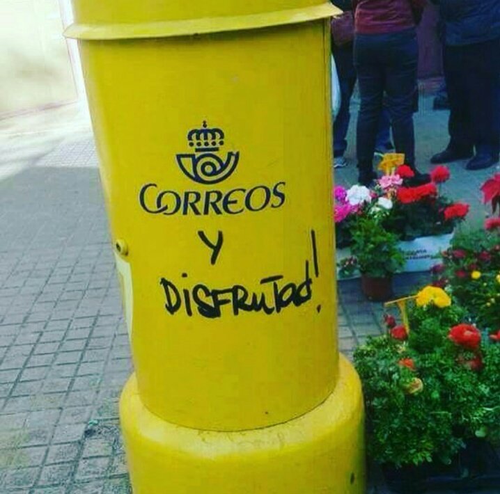 pequegrimey's tweet photo. Correos, 
no lo digo yo lo dicen los carteros https://t.co/Gv4FzuXqK4