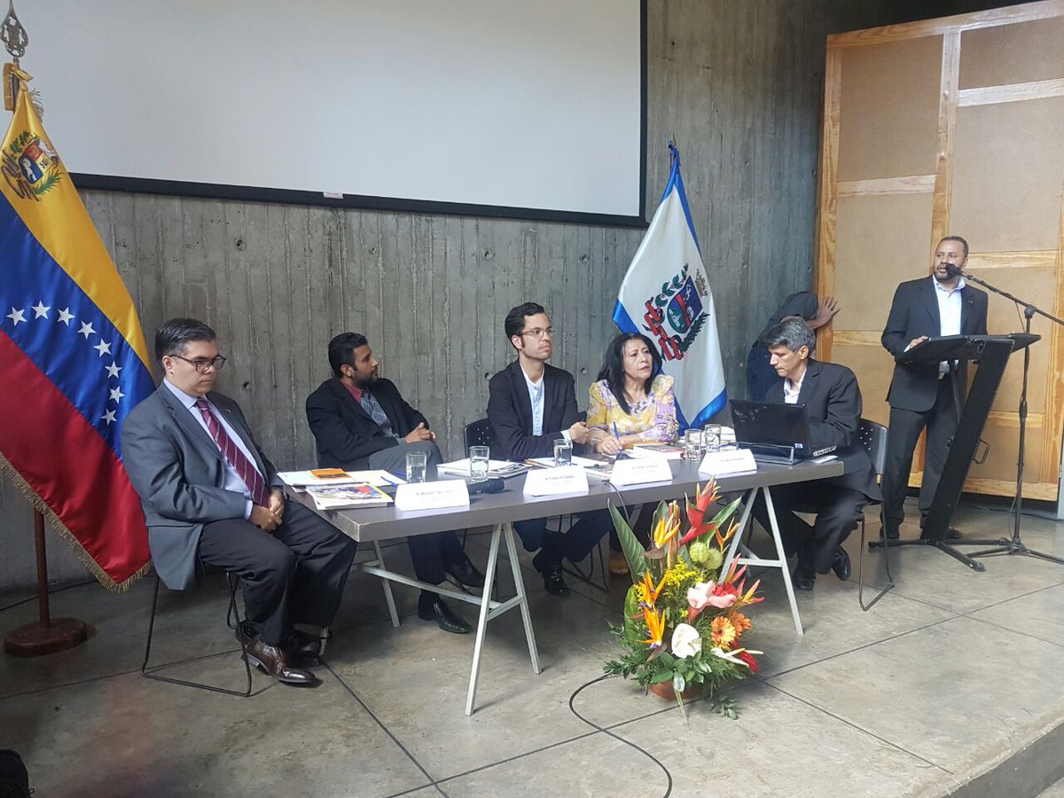 Damos inicio al Foro "Perspectivas sobre la Transformación del Currículo de  Educación General"