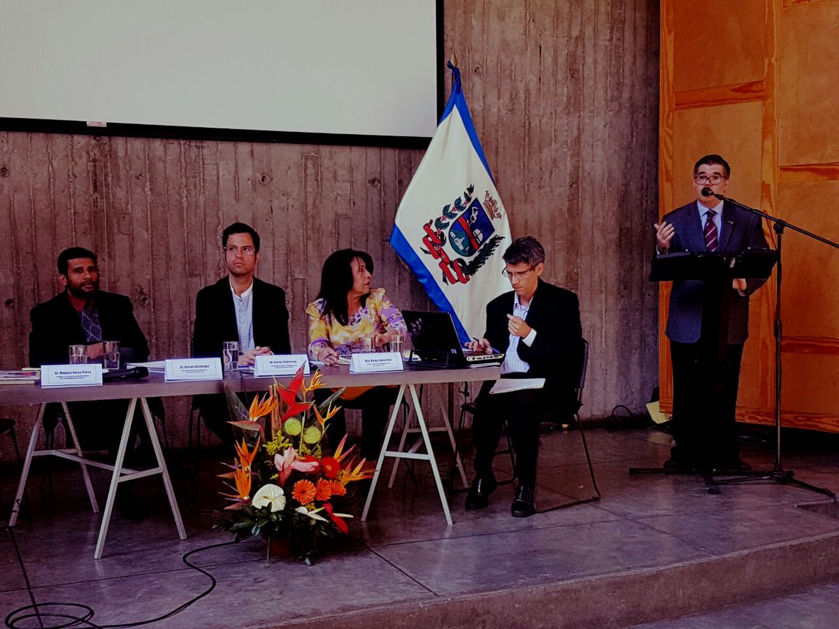 Agradecemos la presencia de todos a este análisis técnicos del cambio de Currículo de Educación Media General