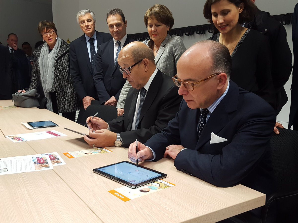 acrennes's tweet photo. Découverte du projet #intuiscript le cahier numérique de l'écolier réalisé en partenariat avec @acrennes et testé par les écoliers https://t.co/kEUm5VVLAd