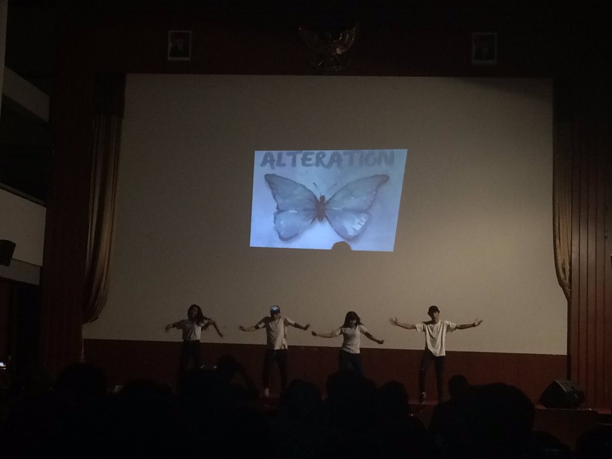 KPM_TelU's tweet photo. [LT] 
Deligasi KPM Tel-U sedang menghadiri Regenerasi Bengkel Seni Embun 2016. https://t.co/PB3GGGioAb