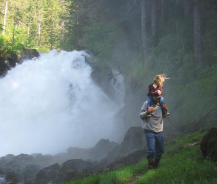 forestservice's tweet photo. 80% of our populations lives in cities and is losing touch with the contributions of public lands to the resources that affect their lives. https://t.co/Dpqk1kfZZv