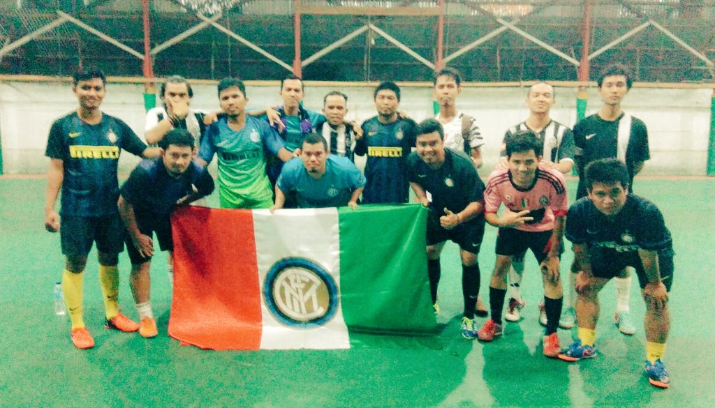 IN_Ketapang's tweet photo. Fun Futsal @IN_Ketapang vs @JCI_Ketapang .. Sampai bertemu kembali sodare #forzaseriea https://t.co/v6xzBbdgC8