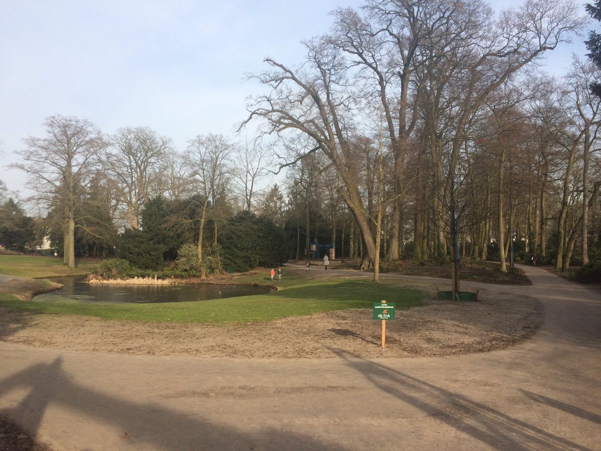 RickRoekevisch's tweet photo. Succesvolle oplevering #Walkartpark door @enk_groenengolf  @gemeentezeist https://t.co/vkrRBGtRQ9