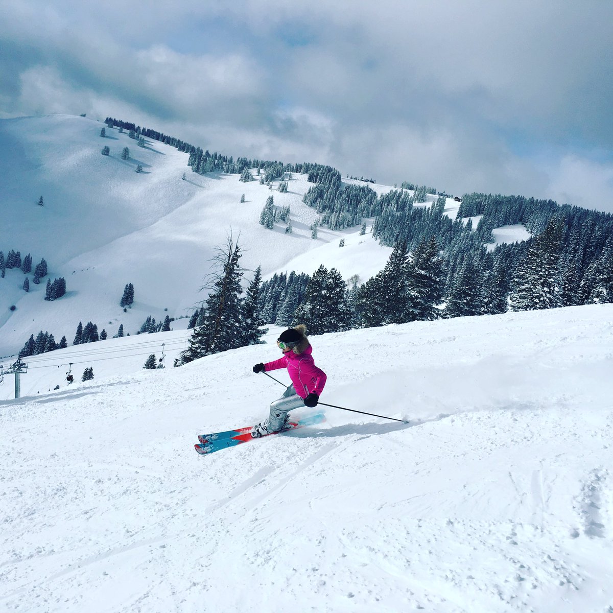 It has snowed most days #January  <a href="/VailResorts/">VailResorts</a> ❄ #skiing is a 10 🎿 #SIA2017