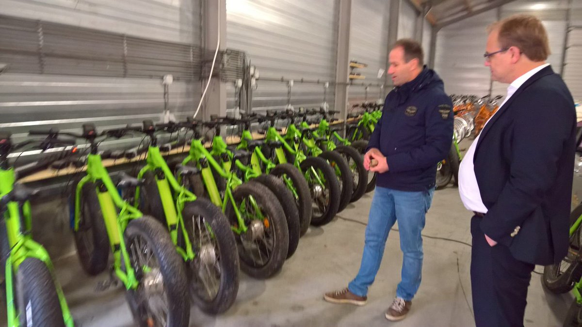 Wethouder EZ <a href="/gem_apeldoorn/">Gemeente Apeldoorn</a> @marksandmann op werkbezoek bij <a href="/sosevents/">SOS Events</a>