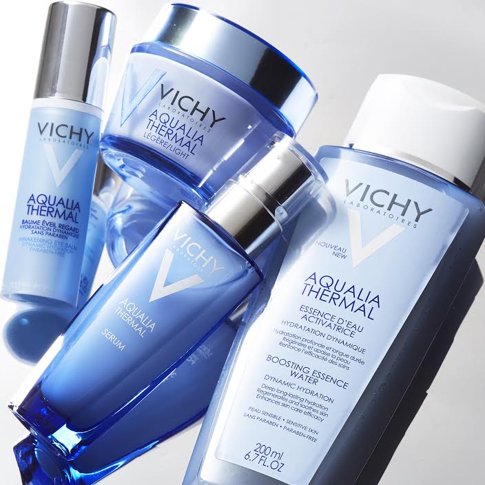 Calling all skincare addicts! It’s fresh-faced Fri &amp; we’re giving away this Aqualia Thermal pack from @vichycanada bit.ly/2kBax7K