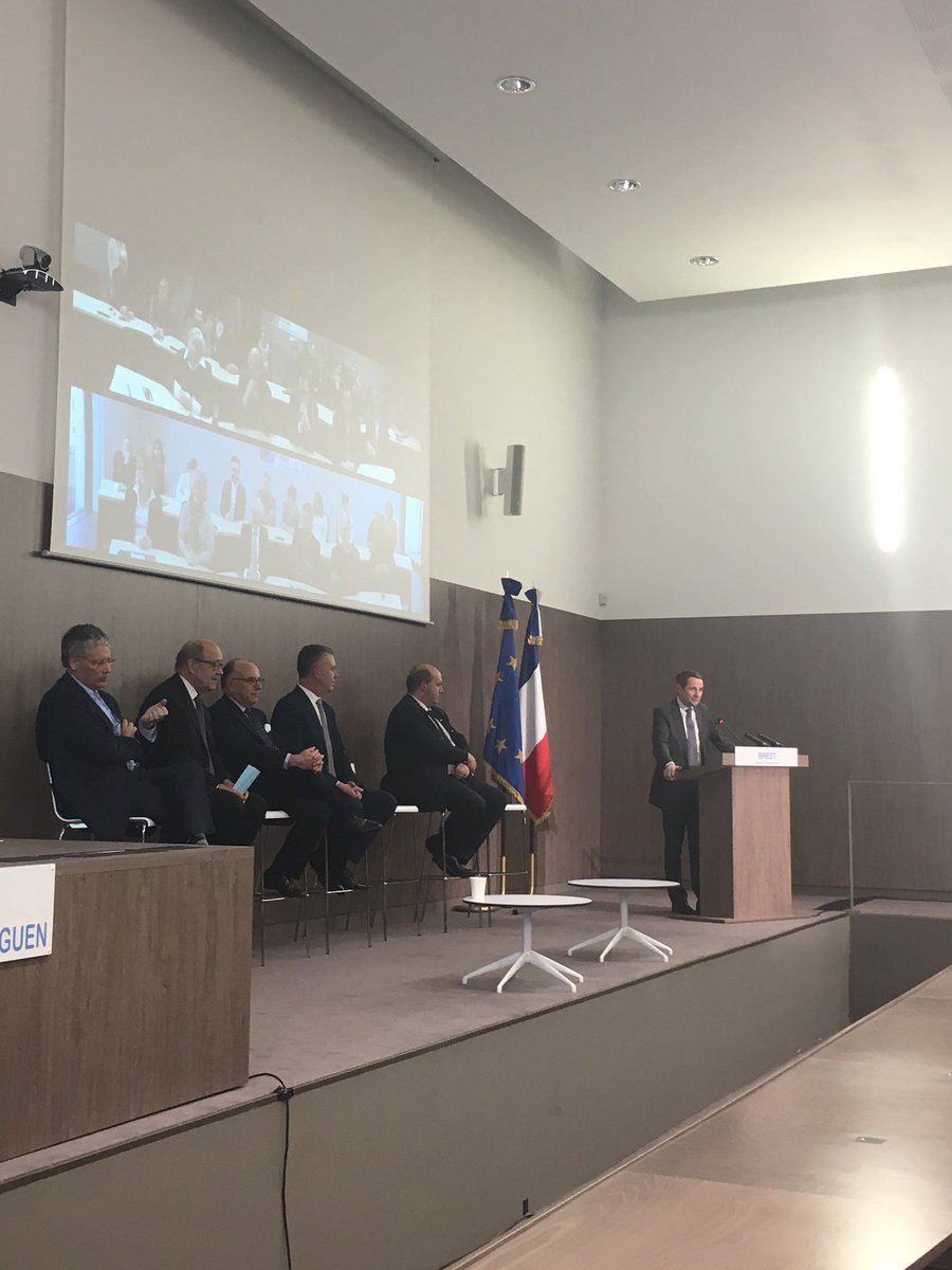 DoctoratBZH's tweet photo. Ce qu'il se passe ici est extraordinaire #CampusNum #ModernitéFrançaise #TransformationNumerique https://t.co/ourf0OFwVl