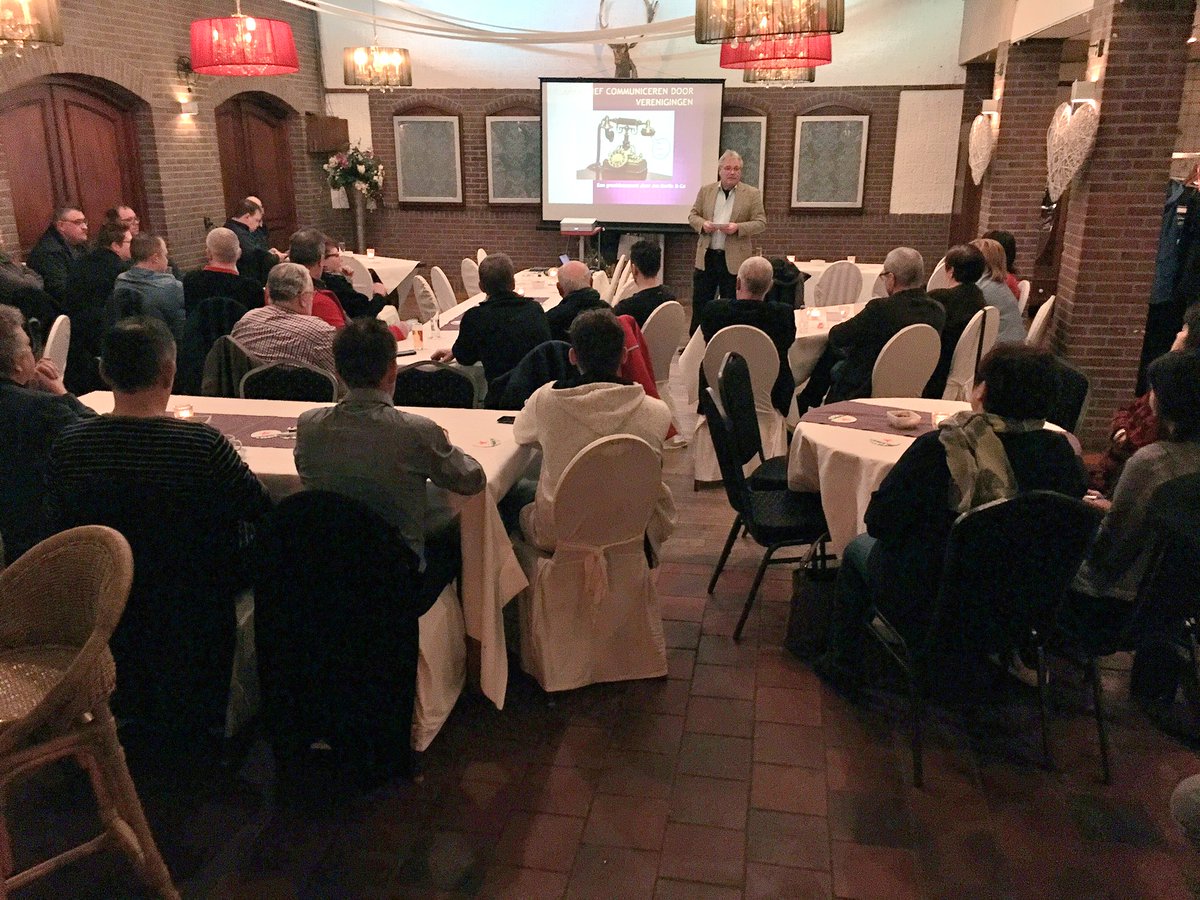 Marc2B's tweet photo. Gastronomie Smeets #Merkelbeek. Te gast bij de winnaar van het #ols2016 Schutterij St. Johannes St. Clemens Merkelbeek https://t.co/wOcDqyTs2P