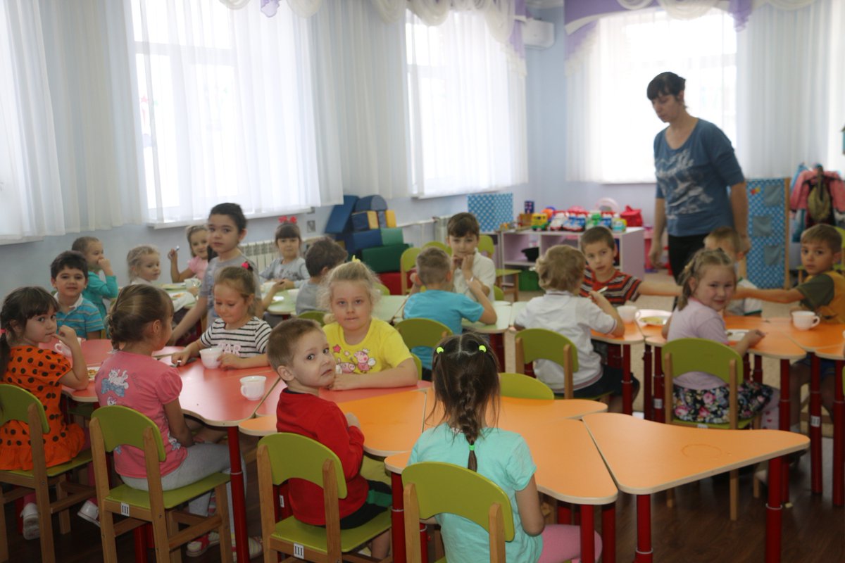 svzhilenko's tweet photo. Приятного вам аппетита, ребята! https://t.co/gYdeQ6H4qb