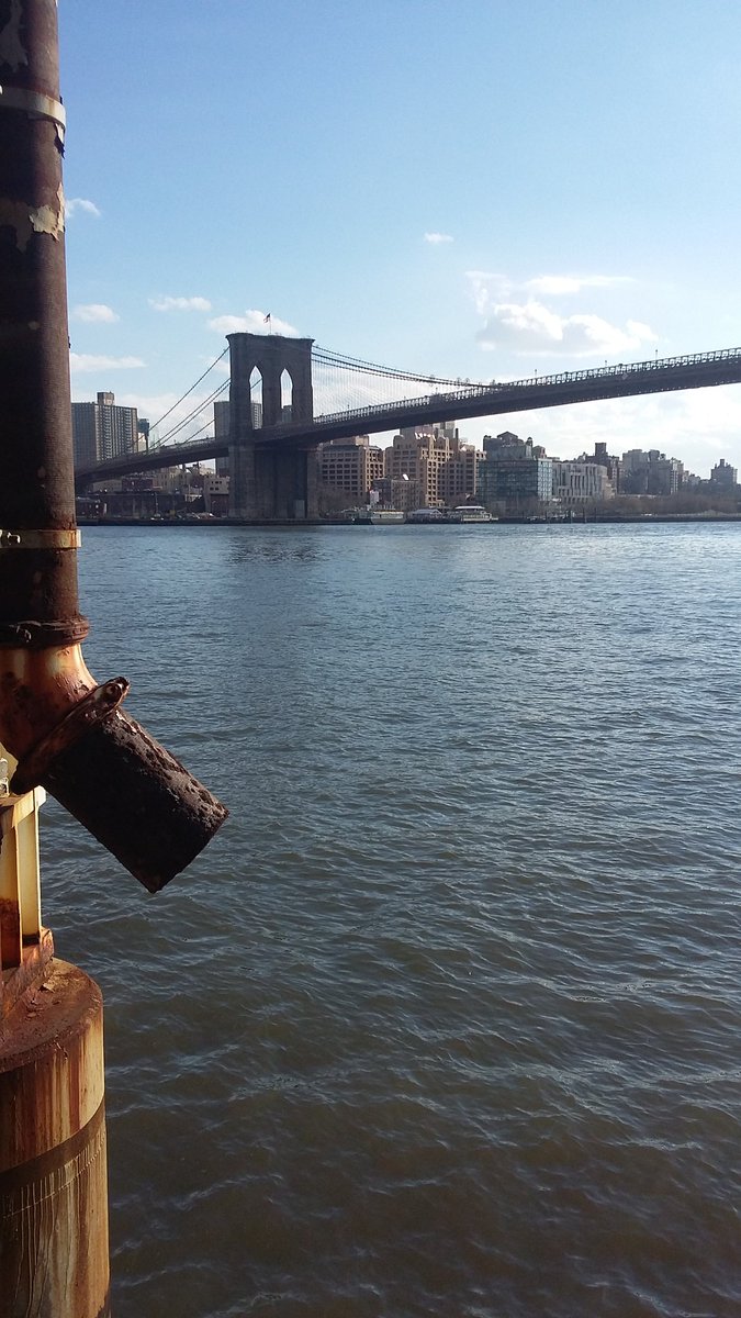 swaghero's tweet photo. Brooklyn Bridge https://t.co/phiSlYotgE