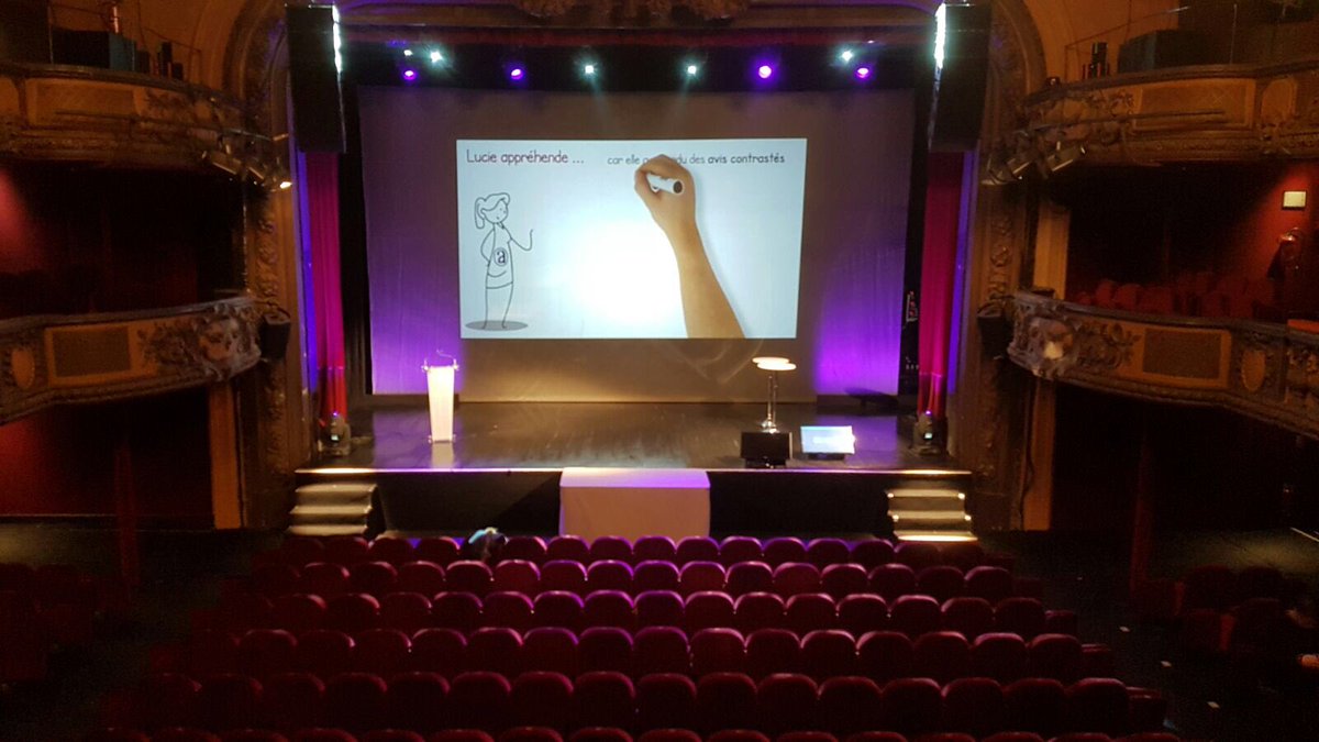 amplitudeevent's tweet photo. Videoprojection #Christie Roadster 14k Ascender #AnalogWay pour une convention au Trianon Paris #ampltude91 #Shure #ULX https://t.co/uoSiK0zy3p