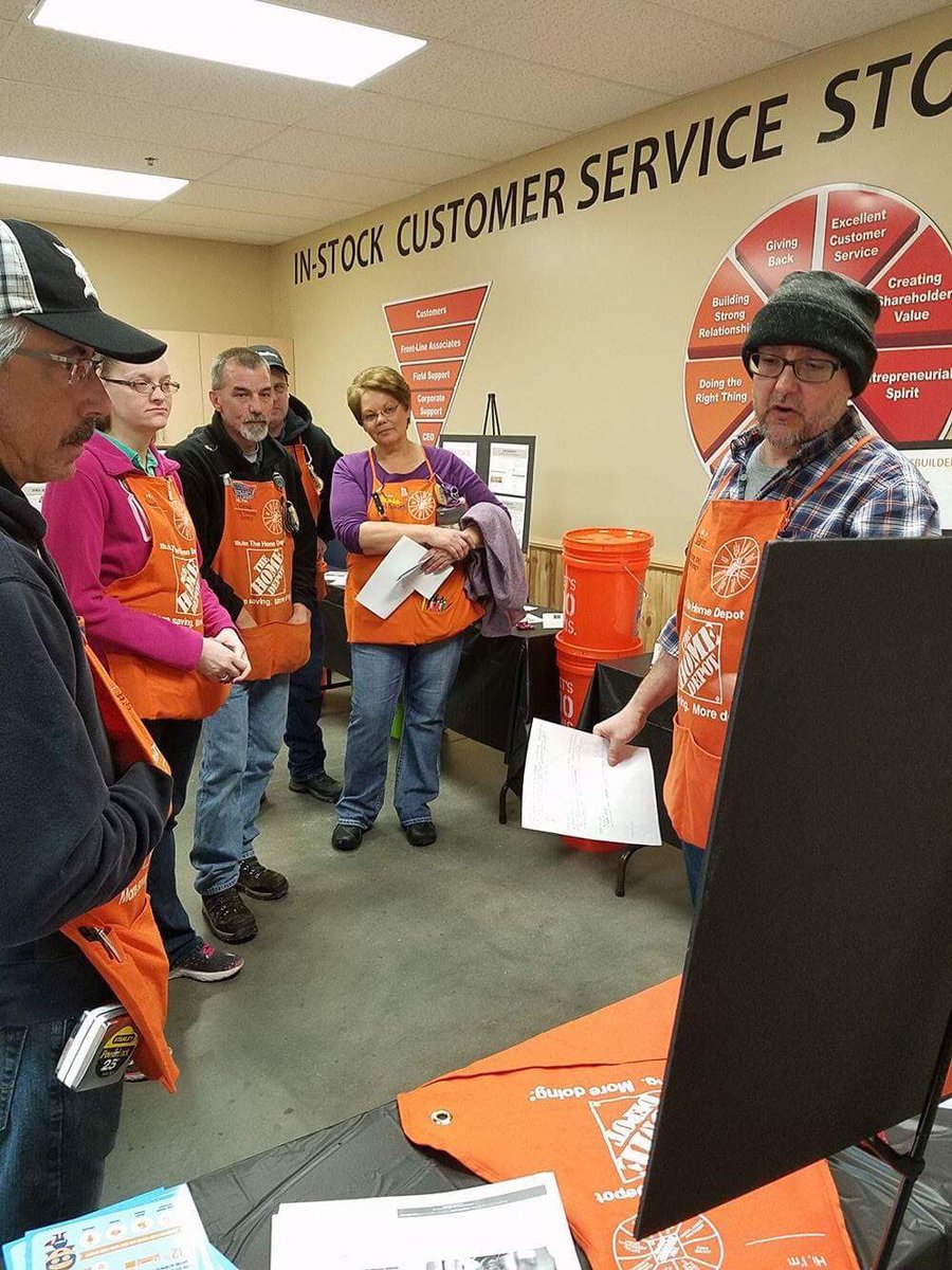 XConnollyJr's tweet photo. Thank you #2782 VOA Team and Captain JAMES for putting on a Phenomenal "Info Day" event for our people!  Great Job!!  @lisa_looker @anzarut1 https://t.co/KhVEaF03lA