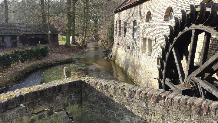 NoodlesoupLotus's tweet photo. @WolfsWandelplan Grensoverschrijdende wandeling#Effelderwaldsee #RodeBeek #Gitstappermolen#Vlodrop #Effeld Zoom pic4! https://t.co/RCnvCAGsxj