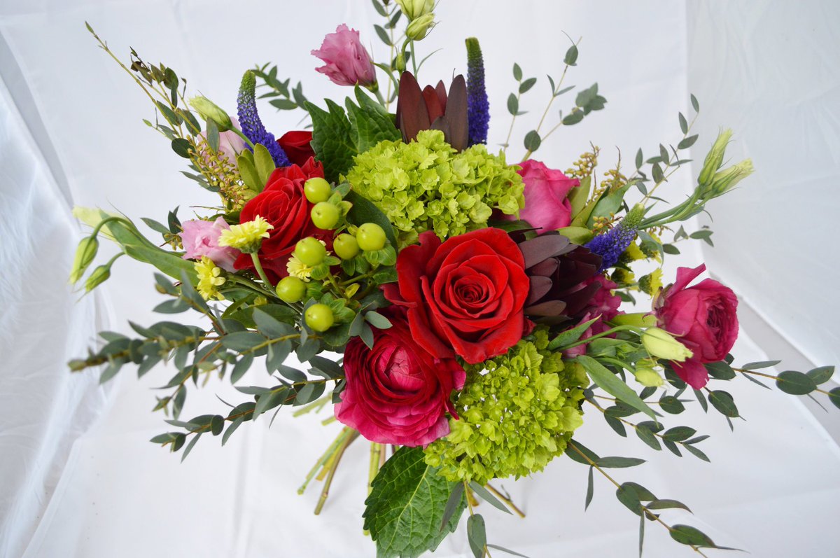 Sunnyflorists's tweet photo. Happy Chinese Lunar New Year https://t.co/FRrxtPxBvw