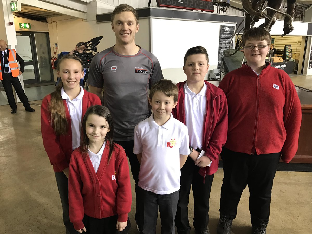 Team Photo with the winner! We're having a fantastic time. <a href="/petemitchellgb/">Pete Mitchell</a> <a href="/britishcycling/">British Cycling</a> #olympians