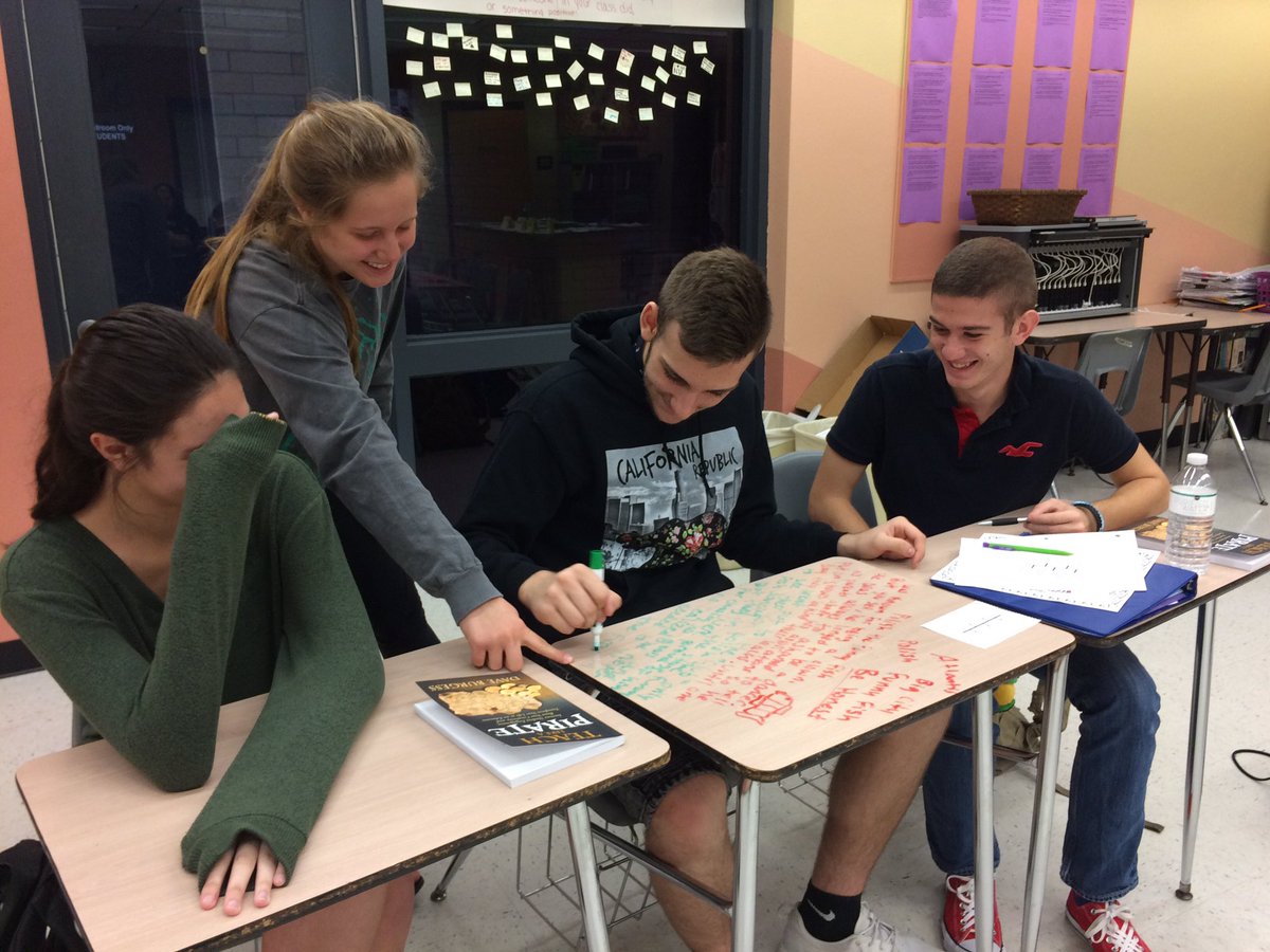 And to think They hired me to teach in the Teacher Academy! 😳💜 Love this engagement! <a href="/bethhess12/">Beth Hess</a> <a href="/burgessdave/">Dave Burgess</a> <a href="/RRHSFFEA/">RRHS FFEA</a> <a href="/RRHSNTA/">RRHS NTA</a>