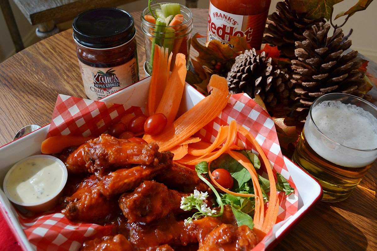 KamsChiliSauce's tweet photo. All the #SuperBowl Wing Recipes You Could Ever Want, blend #KamsChiliSauce + your favorite ingredients for best BBQ! https://t.co/wyoa33koDz https://t.co/ntBiK6pYmu