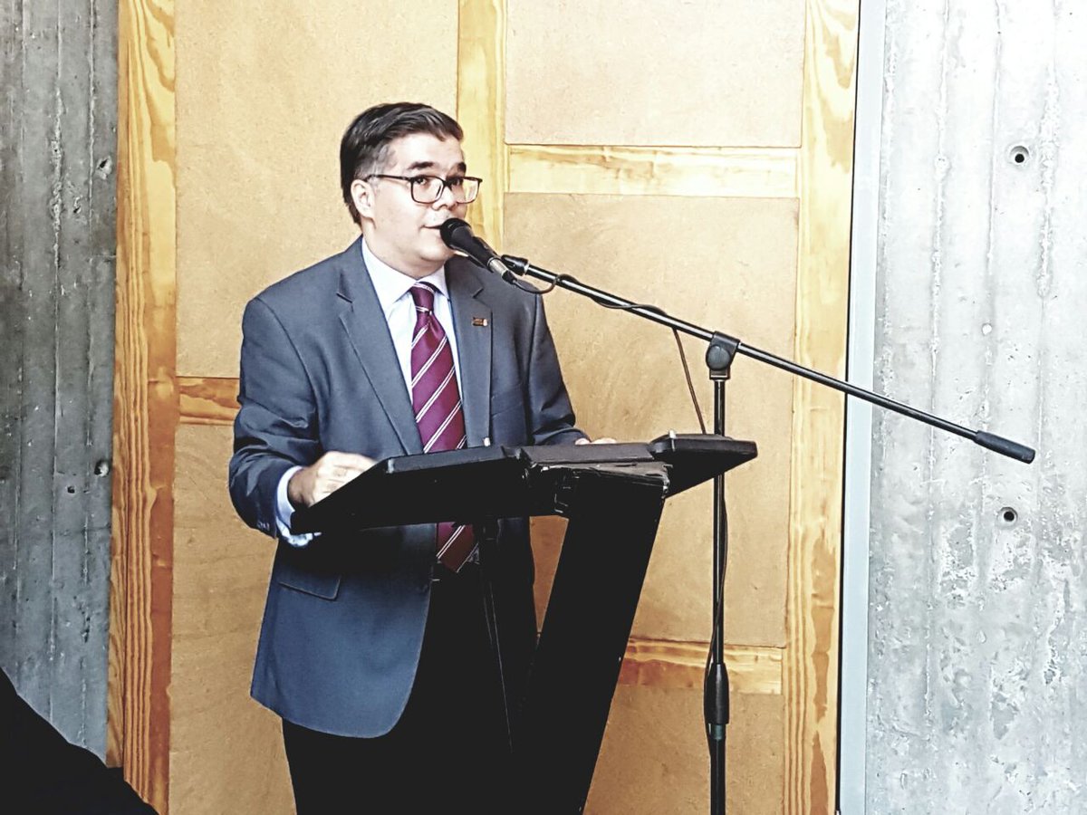 Desde el punto de vista constitucional hay una violación sistemática a lo establecido en el art 102 de la CRBV