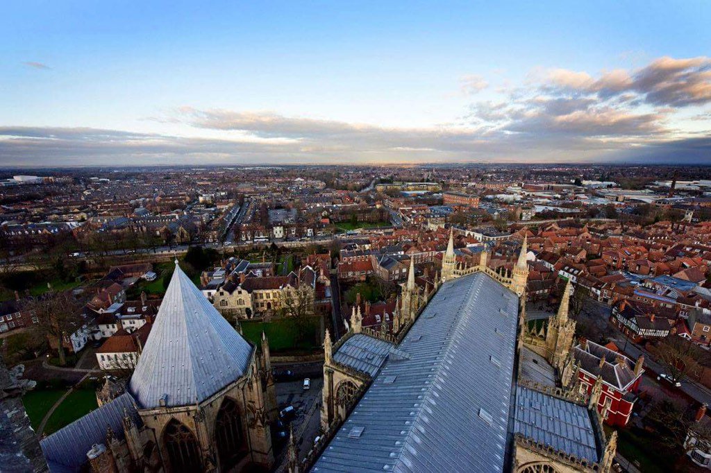 It's not just the weekend, it's #ResFest17 weekend! Click the # &amp; see what's on offer for #York residents <a href="/VisitYork/">✨ Visit York ✨</a>