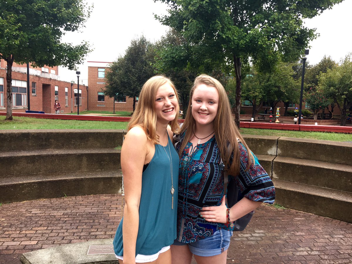Mmsmithhh12's tweet photo. Happy birthday Megan! I love you so much and hope your day is wonderful! ❤Thanks for always being there for me!!! @meganjones270 https://t.co/v7Nps4CvEg